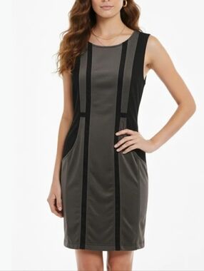 🟣 XS/S Maldita Grey and Black Colorblock Sleeveless Shift Dress